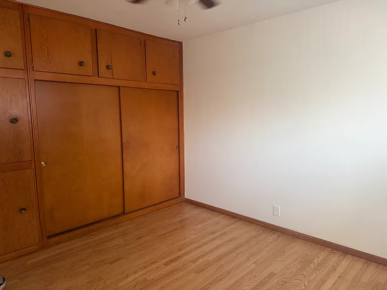 544 W Vesta St — Photo 6