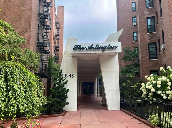 139-15 83rd Ave APT 519, Jamaica, NY 11435