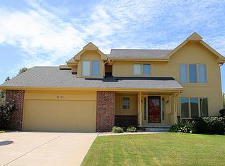 16311 Franklin St, Omaha, NE 68118