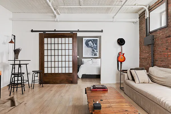 Sold by Compass | media 6