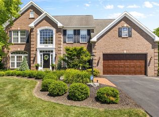 6990 Royce Cir, Victor, NY 14564