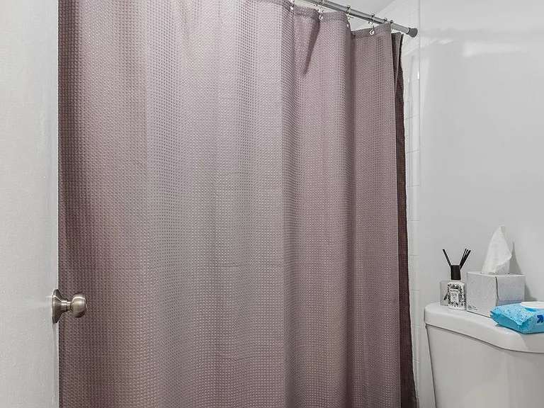 2020 Walnut St #12F — Photo 7