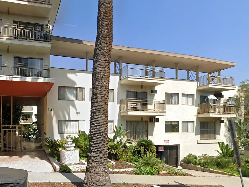 930 Westbourne Drive