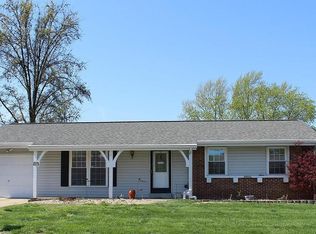 60 Country Hill Rd, Saint Peters, MO 63376
