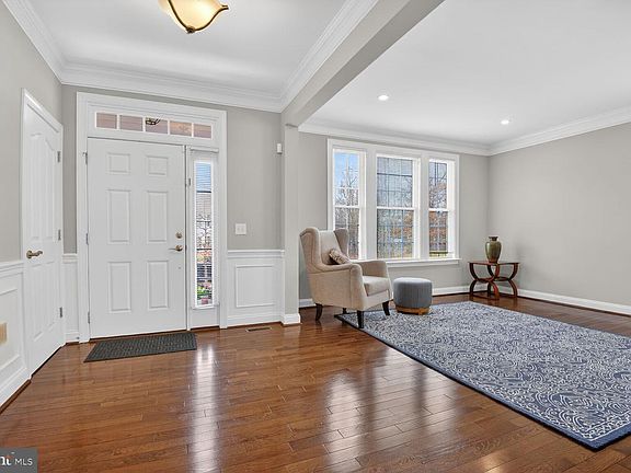 5th image of 8808 Talbert Rd