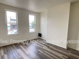 429 Island Ave APT 1, Mc Kees Rocks, PA 15136