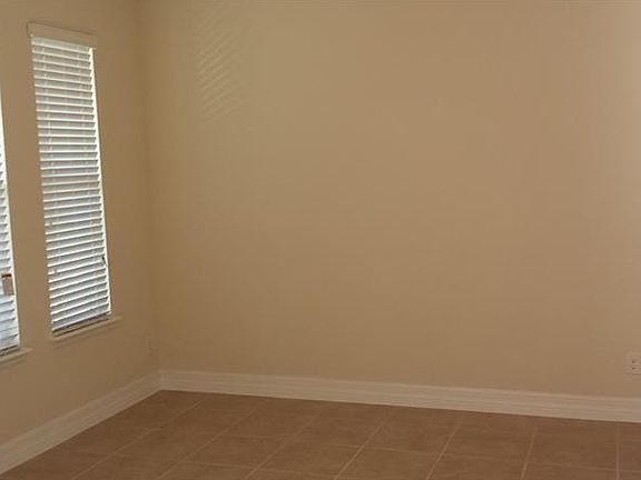 3rd image of 5257 Dove Tree St