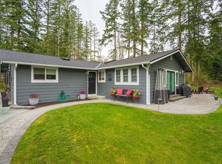 342 Whispering Pine Ln, Oak Harbor, WA 98277