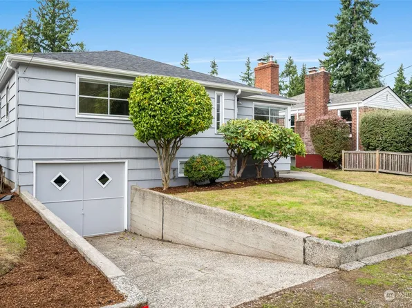 13111 Palatine Avenue N, Seattle, WA 98133