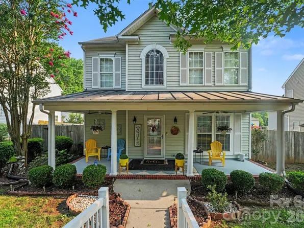 6715 Tanners Creek Dr, Huntersville, NC 28078