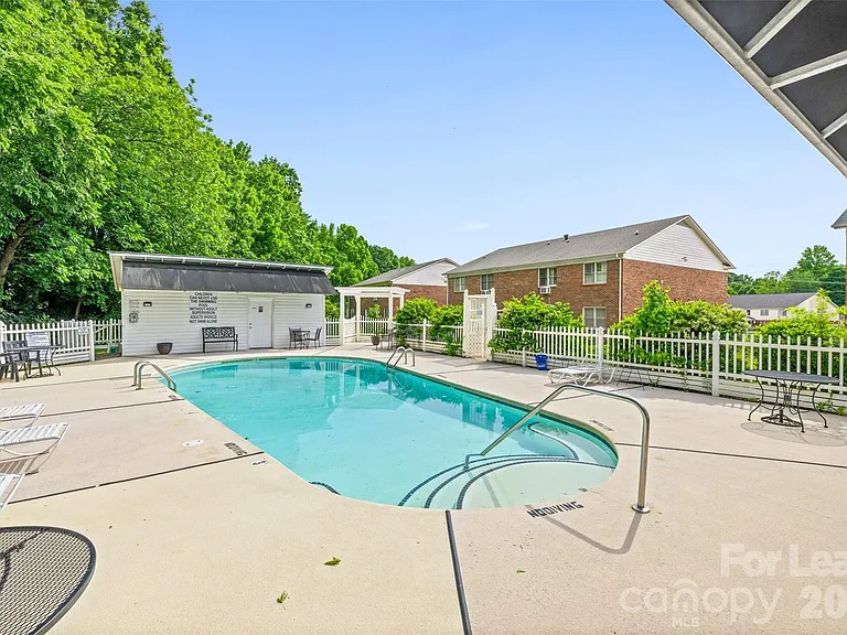 113 Stroupe Rd #E — Photo 30