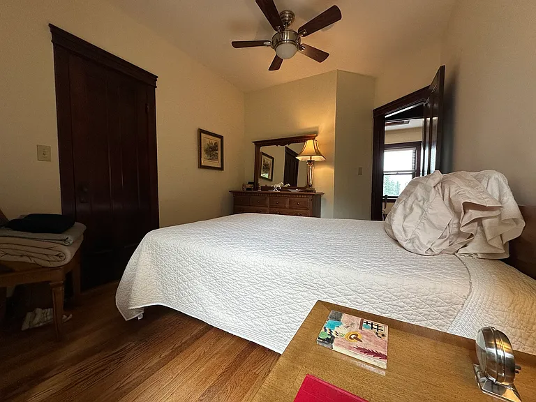 4616 N Sacramento Ave #3 — Photo 15