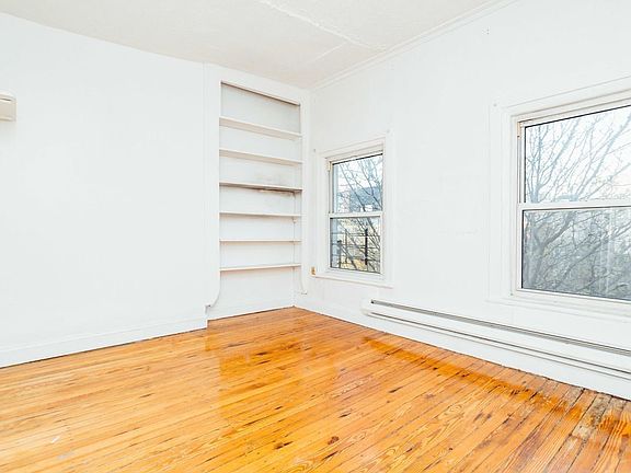 5th image of 378 Wythe Ave #C2