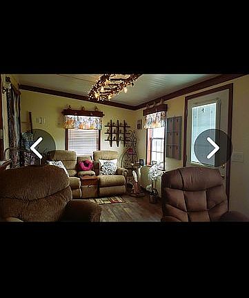 5th image of 3359 E Dean St