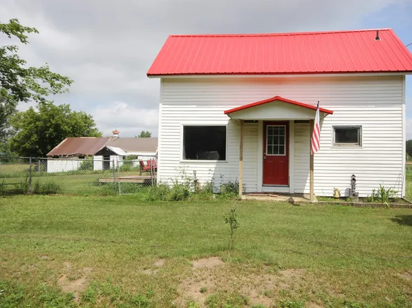3189 Bowerman Rd, Kingsley, MI 49649