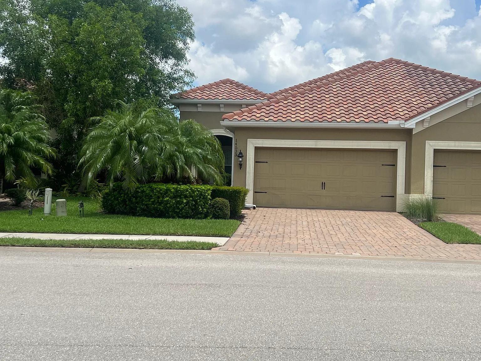 2 bed, 1525 sqft, $4,500 — Photo 2