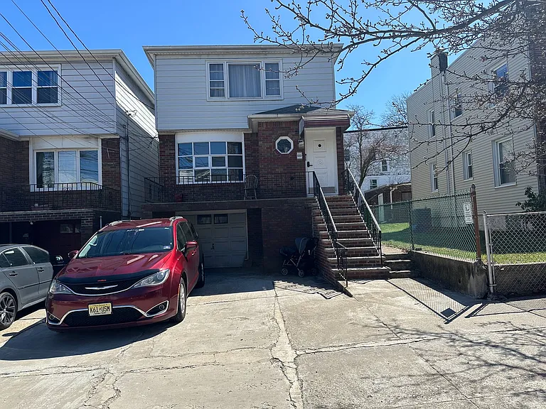 102 Nelson Ave #2 — Photo 24