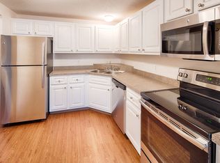 Carver Lake Townhomes, Saint Paul, MN 55125
