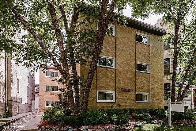 1st image of 1439 W Belle Plaine Ave #1