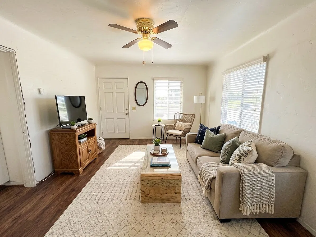1 bed, 500 sqft, $2,300 — Photo 2