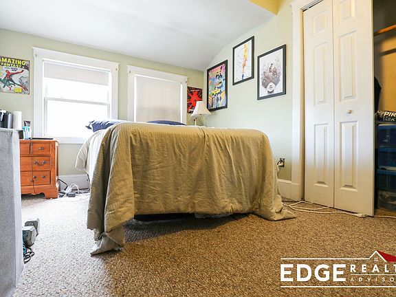 4th image of 24 Lyne Rd #2