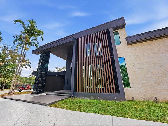 4th image of 3560 Paddock Rd