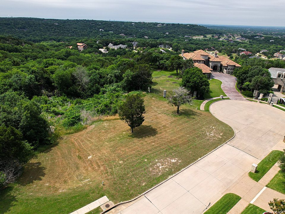 2nd image of 2132 Grand View Ct