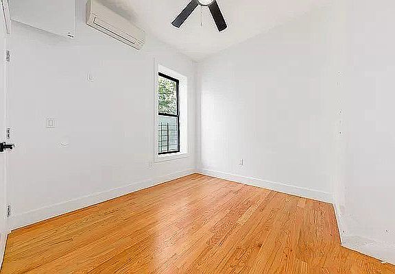 3rd image of 275 Kosciuszko St Floor 3
