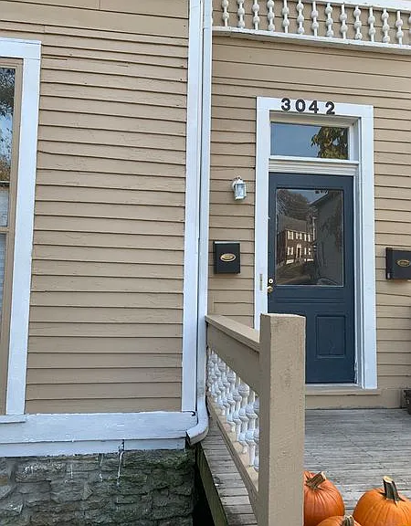3042 Gilbert Ave #3 — Photo 2