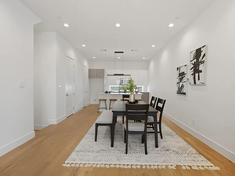 4517 Munger Ave #101 — Photo 14
