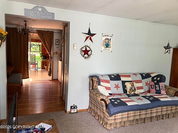 4th image of 338 Mountain Rd