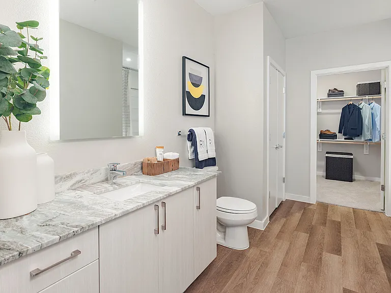 The Flats at River North — Photo 17
