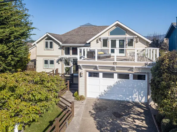 347 Poplar St, Half Moon Bay, CA 94019