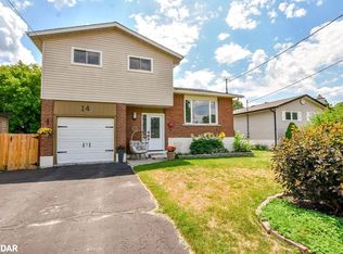 14 Larkdale Cres, Essa, ON L0M1B0