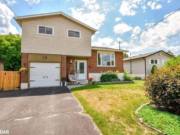 14 Larkdale Cres, Essa, ON L0M 1B0
