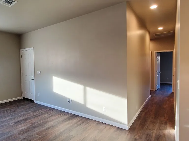 432 Grand Ave — Photo 14