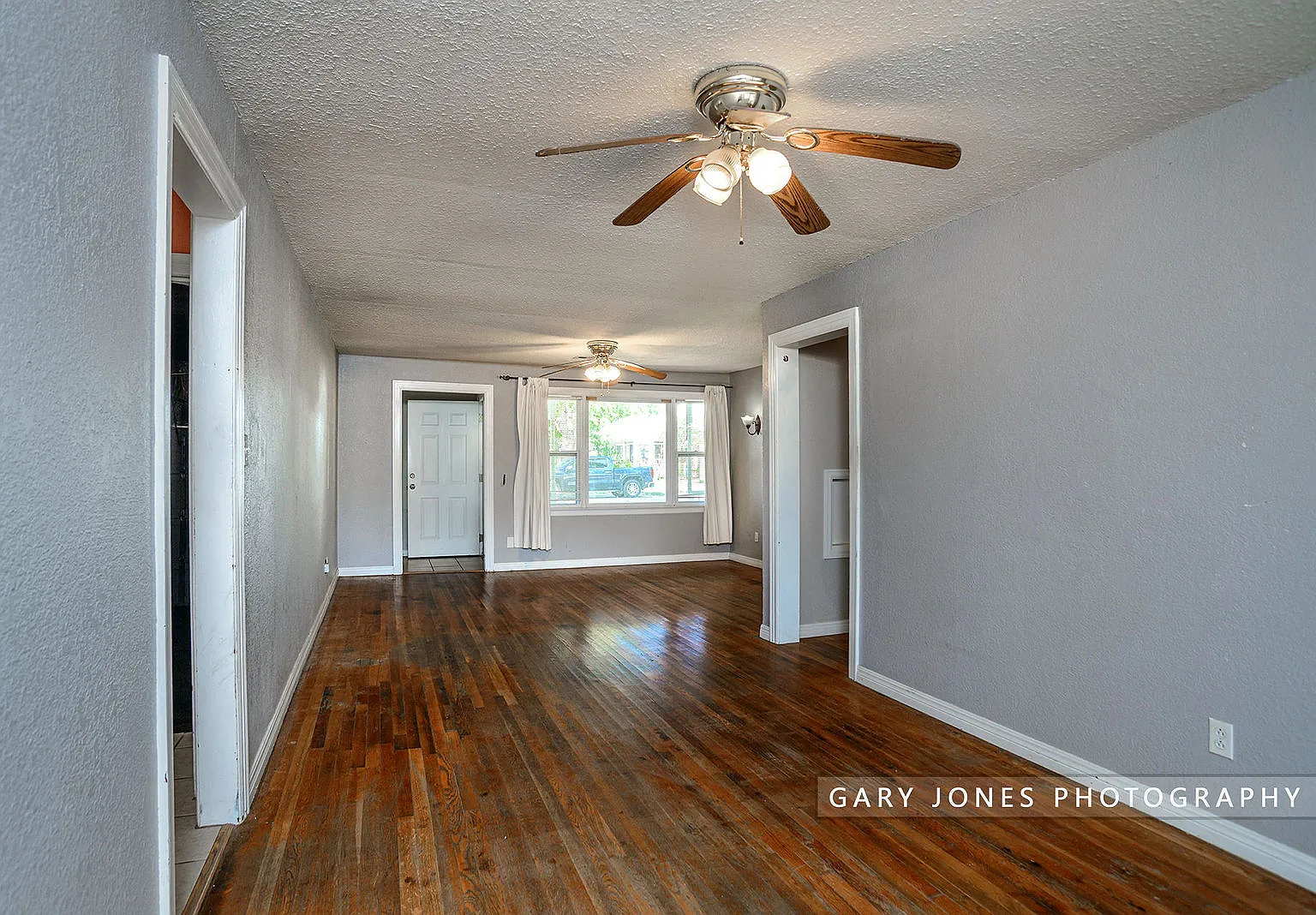 2 bed, 980 sqft, $1,200 — Photo 4