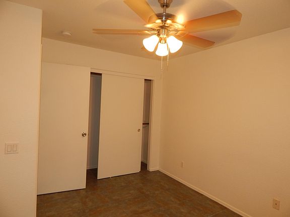 4th image of 8959 N Arrington Dr