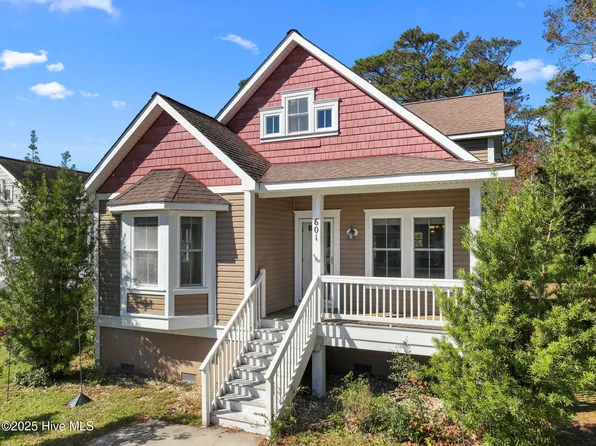 601 Viccars Lane, Manteo, NC 27954