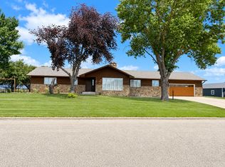 1720 Kennedy Memorial Dr, Mobridge, SD 57601
