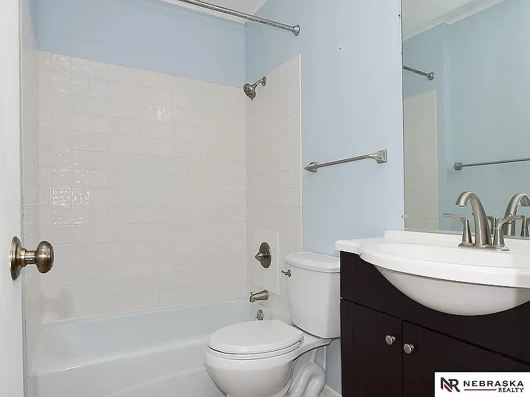 4720 S 56th St — Photo 9