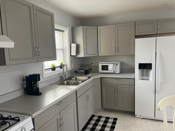 773 E Main St, Rochester, NY 14605