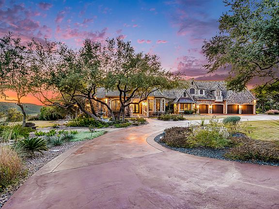 3rd image of 8137 Lake Mountain Ln
