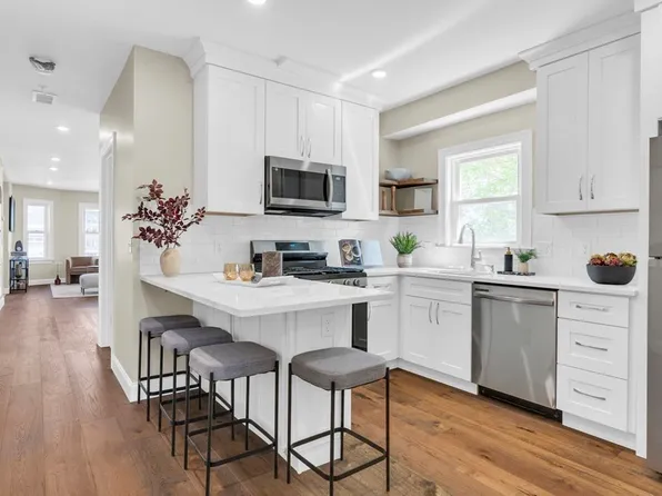 11 Montvale St #2, Boston, MA 02131