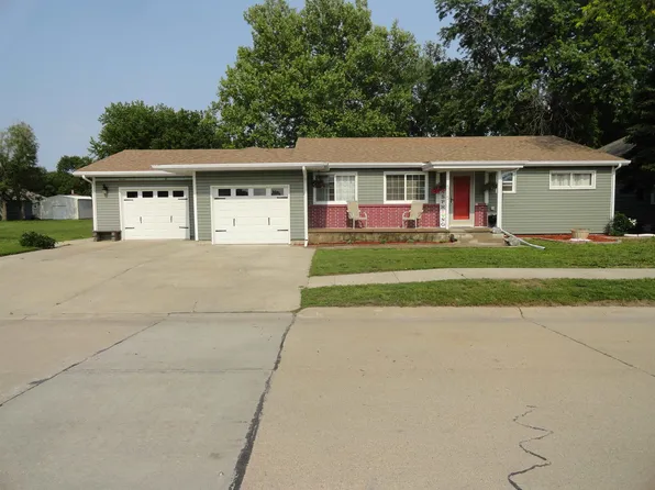 515 May Ave, Gibbon, NE 68840