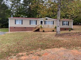 1683 Hunters Woods Dr, Trinity, NC 27370