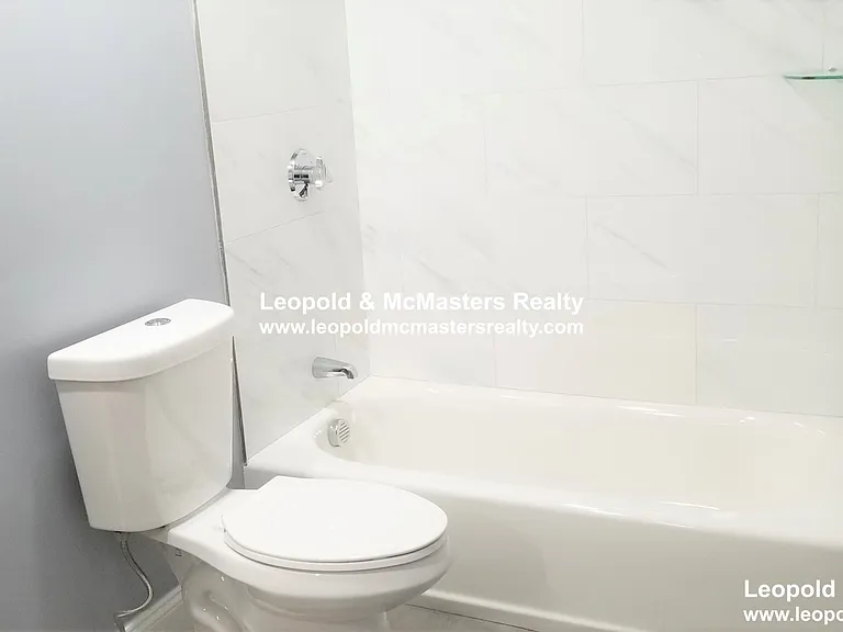 32 Salem St #3 — Photo 7