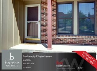 10809 Haskins St, Lenexa, KS 66210