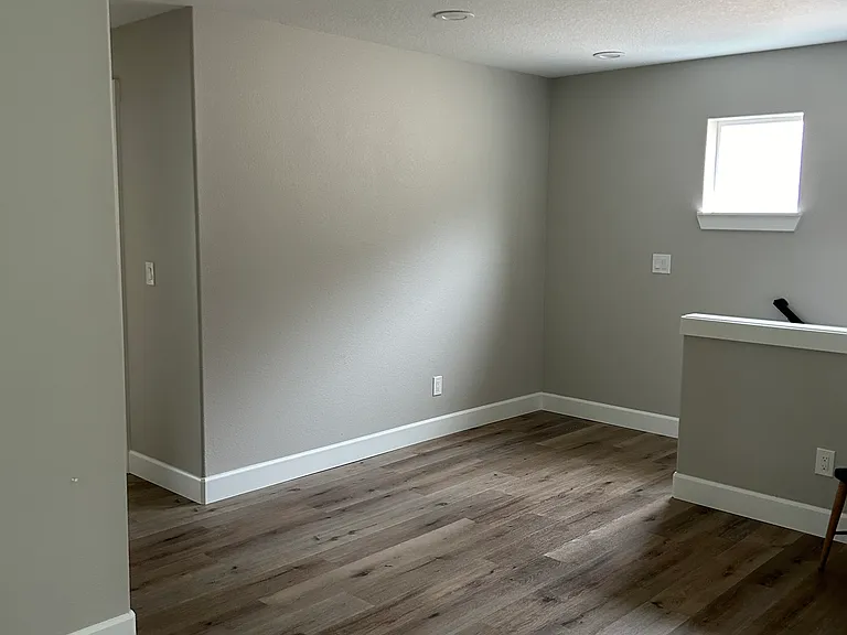1093 SE Bianca St — Photo 20