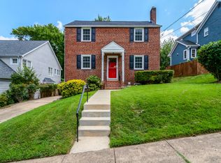 1081 N Manchester St, Arlington, VA 22205